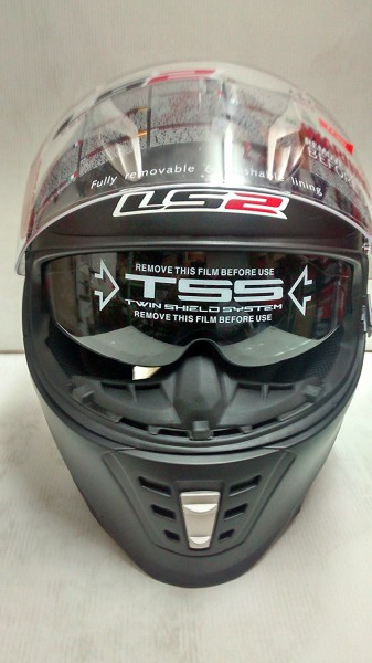 LS2 FF 302 Solid Matt Black Full Face Helmet 4