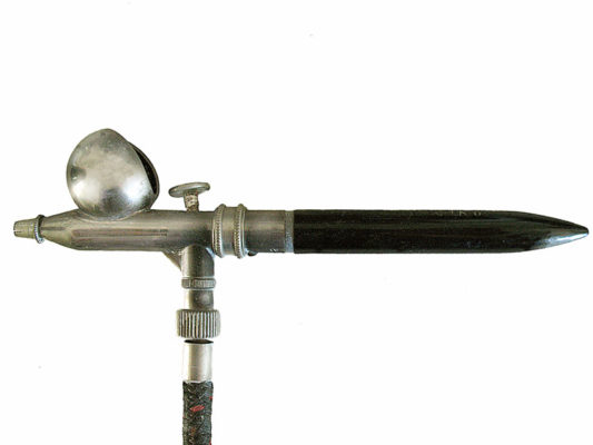 Aerograph Super 63 a gravity fed double action internal mix airbrush