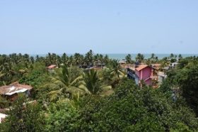budget places to stay in goa for motorcyclists - la cayden;s guesthouse - arambol