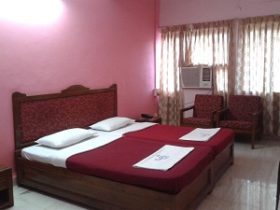 budget places to stay in goa for motorcyclists - old goa residency velha goa