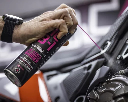 Muc Off HCB 1 Harsh Conditions Barrier 400ml 2