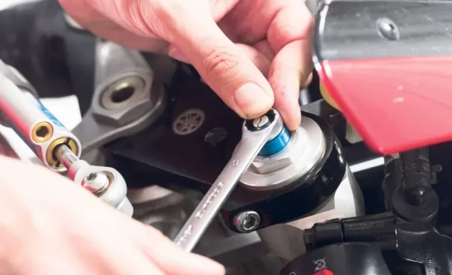 Adjusting Compression Damping