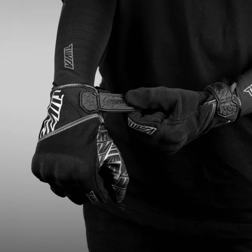 Tiivra Quick Dry Shadow Black Street Riding Gloves 4