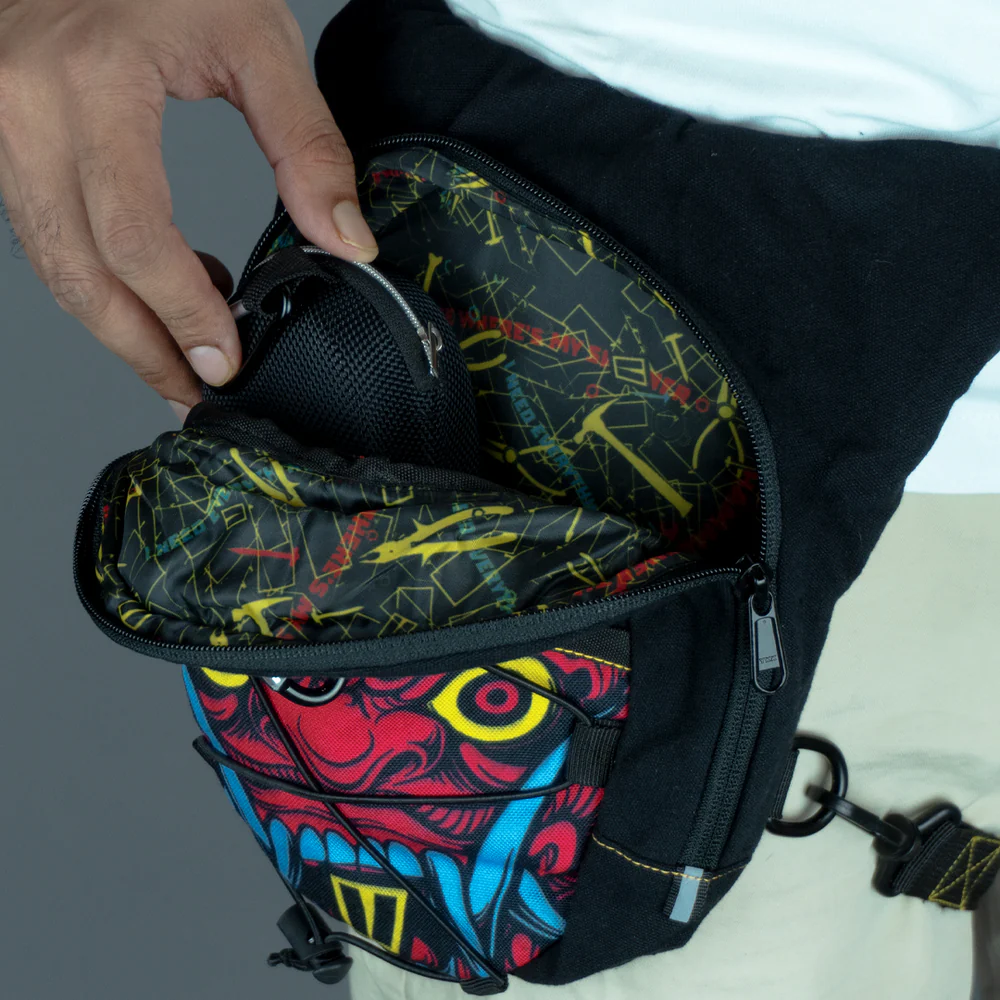 Tiivra Wombat Evil I Thigh & Waist Bag 2