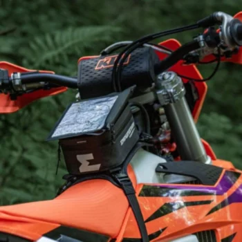 Alternative view of Enduristan Map Pocket 07