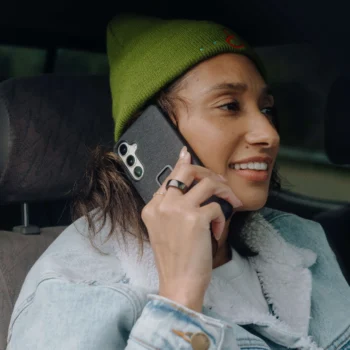 Alternative view of Peak Design Mobile Charcoal Everyday Fabric Case Samsung Galaxy S24