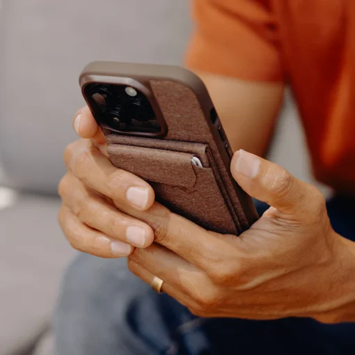 Peak Design Mobile Wallet Stand Charcoal - Image 5