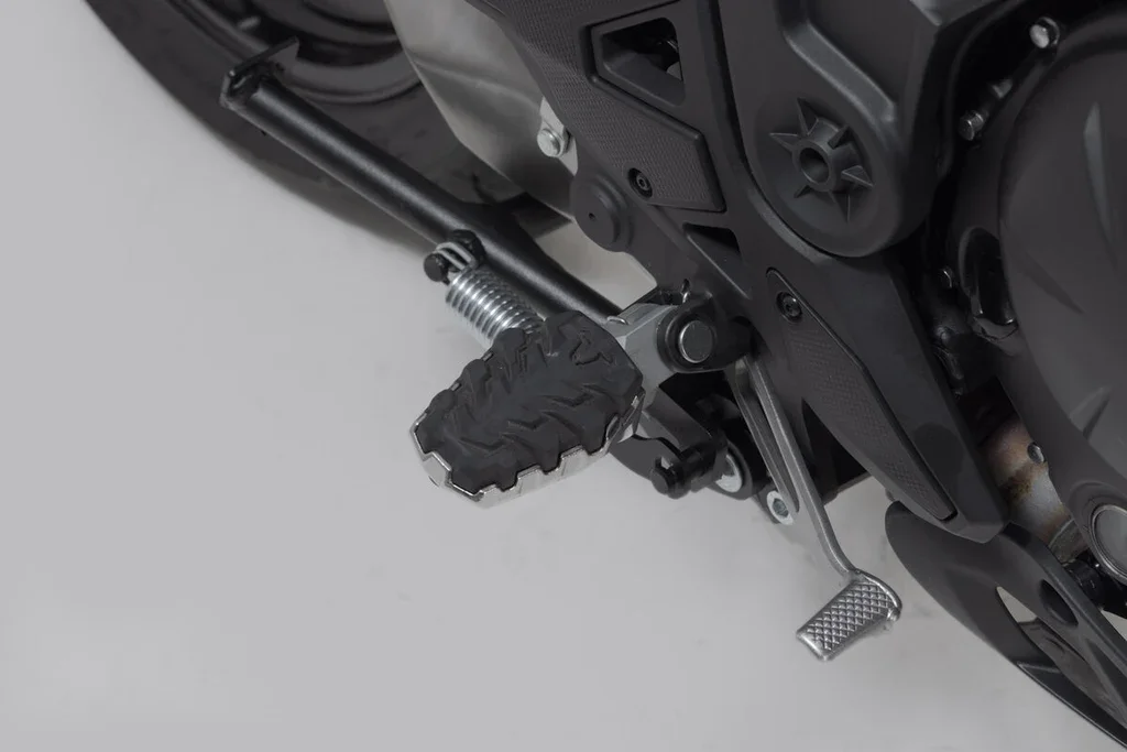 SW-Motech EVO Footrest Kit for Kawasaki Versys 1100(FRS.08.112.10400/B) - Image 2