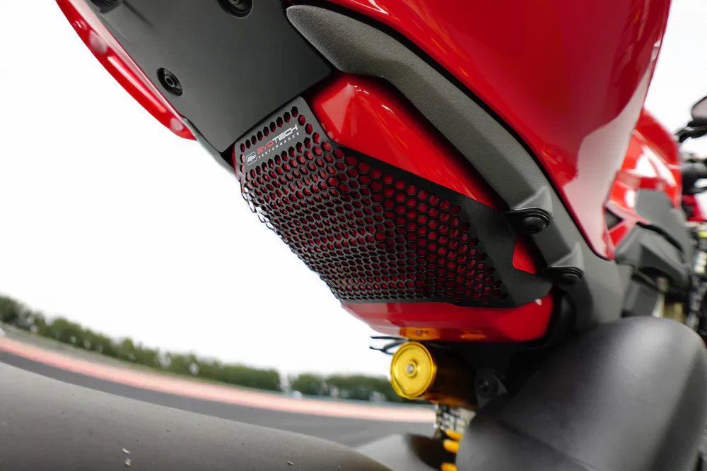 Evotech Fuel Tank Cover for Ducati Panigale V4 (2025+) (PRN017716) - Image 2