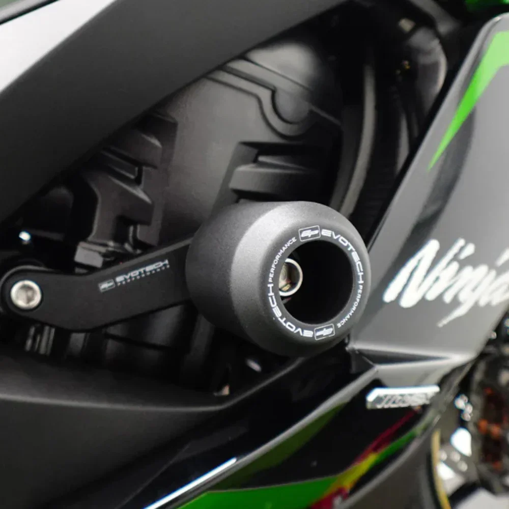 Evotech Frame Sliders for Kawasaki Ninja 1000SX (2020+) / 1100SX / Z1100 (2025+) (PRN014246) - Image 3
