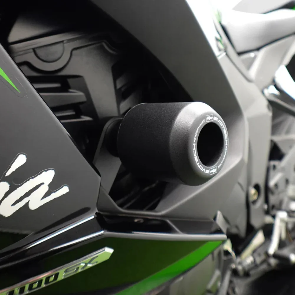 Evotech Frame Sliders for Kawasaki Ninja 1000SX (2020+) / 1100SX / Z1100 (2025+) (PRN014246) - Image 5