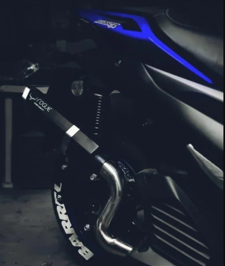 Barrel Exhaust Rogue V2 Exhaust for Yamaha Aerox 155 - Black(RGARXBLK02) - Image 2