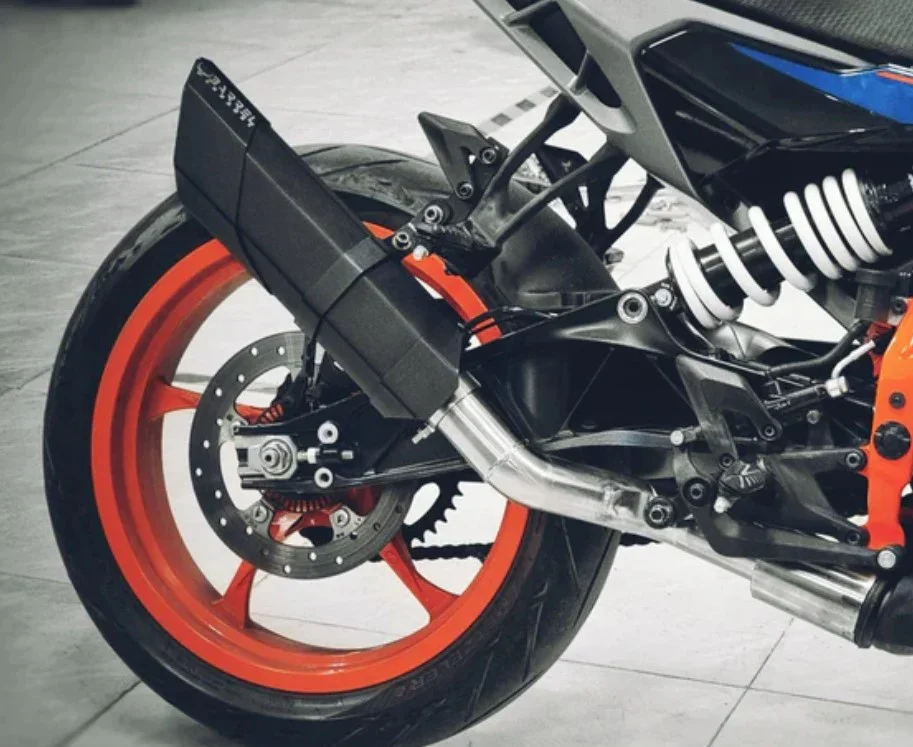 Barrel Exhaust Rogue V2 Exhaust for KTM 390 / 250 Gen 3 - Black(R2GKTMBKG3) - Image 5