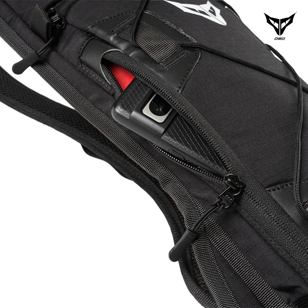 DSG Aqua 2L Hydration Bag Black - Image 2