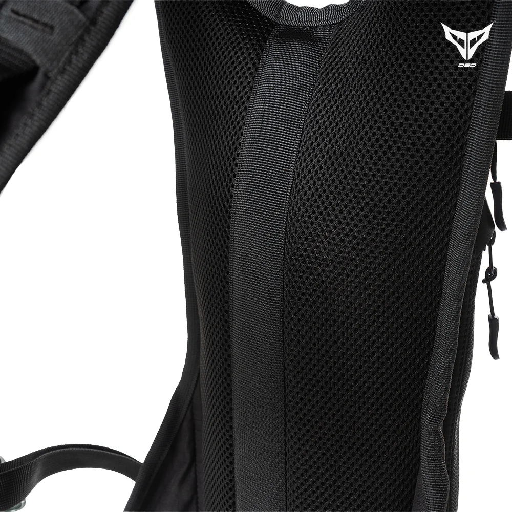 DSG Aqua 2L Hydration Bag Black - Image 4