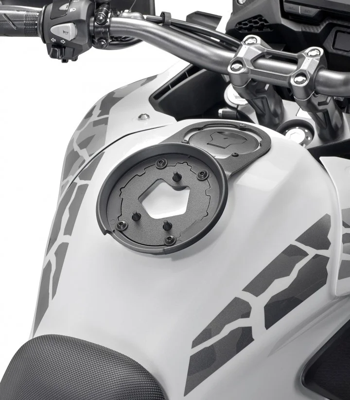 Givi BF44 Tanklock Flange Ring for Honda CB500X (2019-2023) & NX500 (2024+) - Image 1